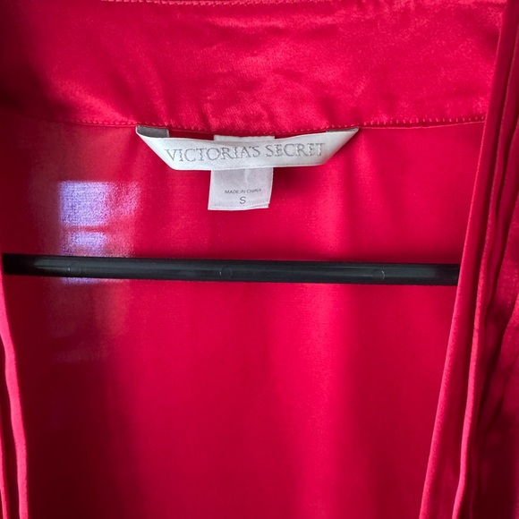 SOLD—VS Robe - Picture 2 of 6